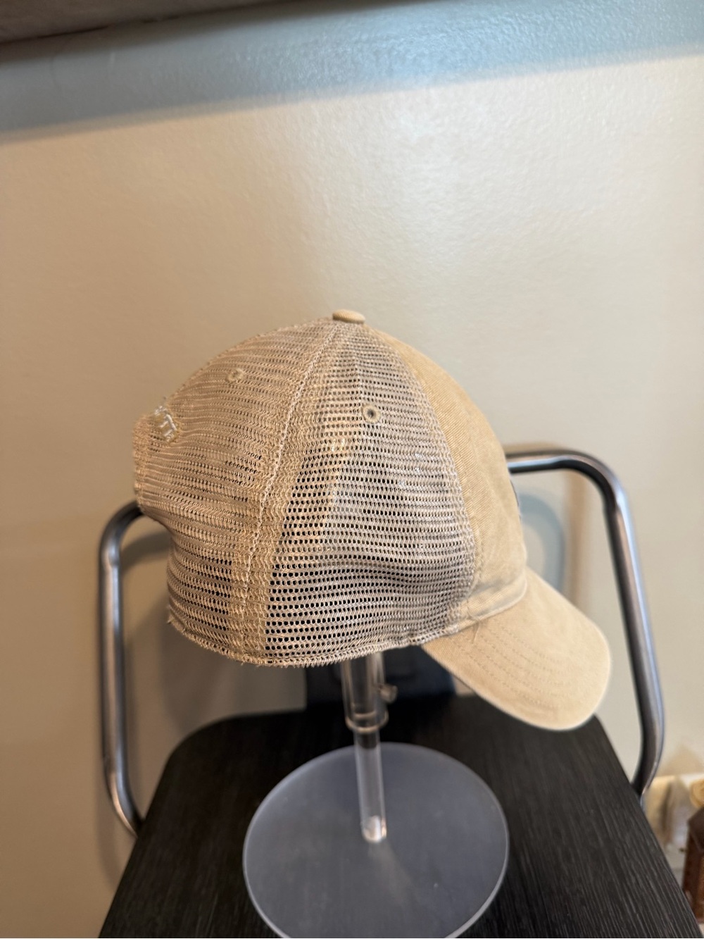 Carhartt Tan Canvas Mesh Trucker Hat Snapback Cap - Picture 3 of 8